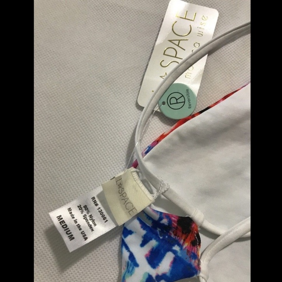 NWT L Space Nikki Lace Up Reversible Bikini Top - Picture 7 of 8